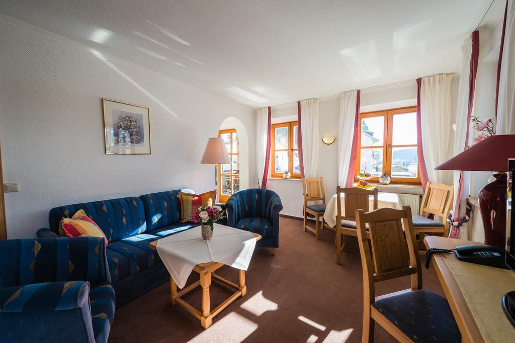 Aparthotel Fackler Tegernsee Rum bild